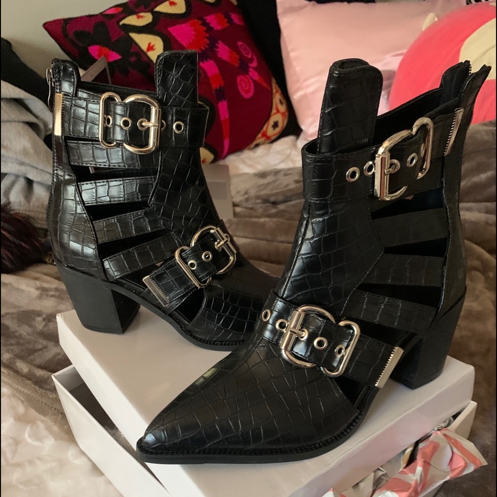 Black boots